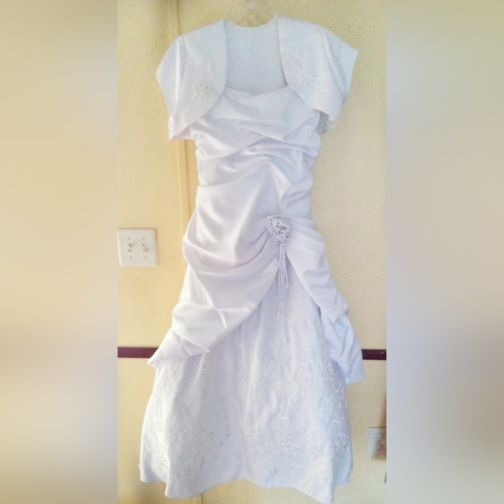 White Embroidered Lace Up Back Ruffled Women's gown with shoulder covering